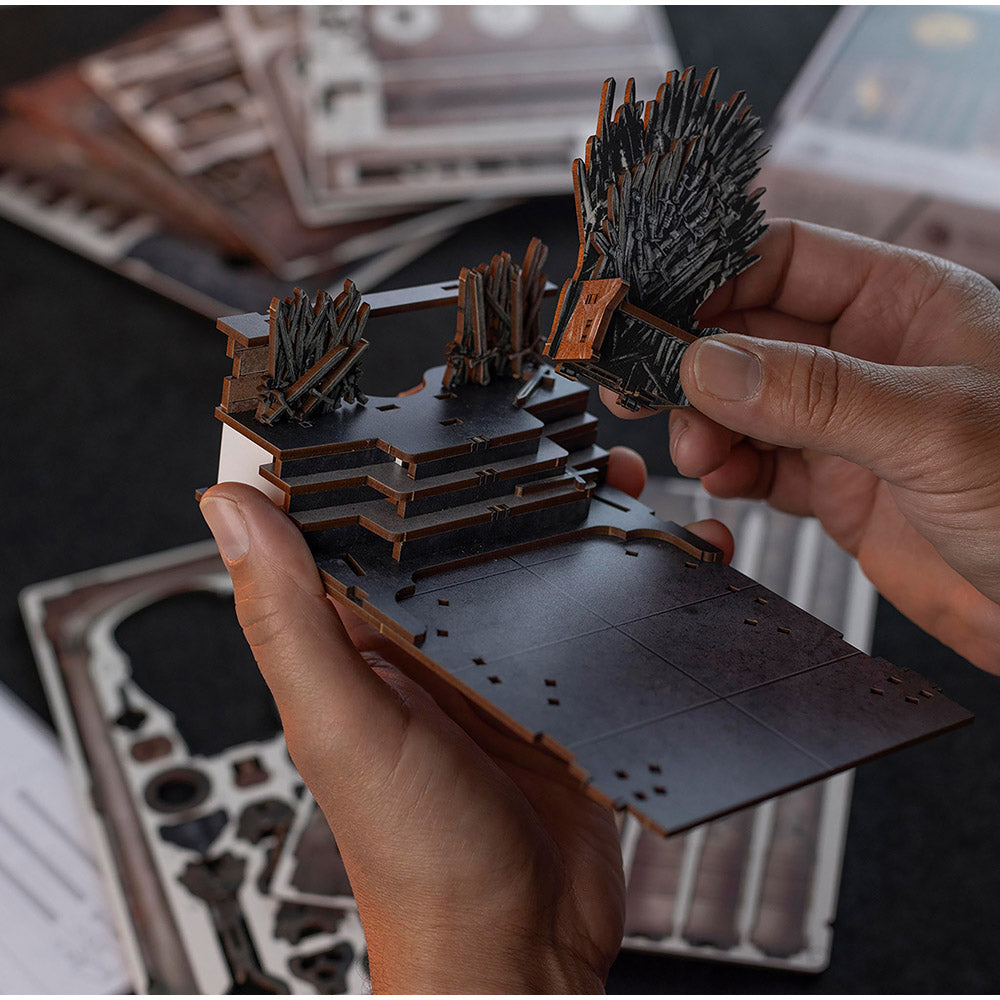 REVELL TINY ADVENTURES BOOK NOOK HOUSE OF THE DRAGON - IRON THRONE