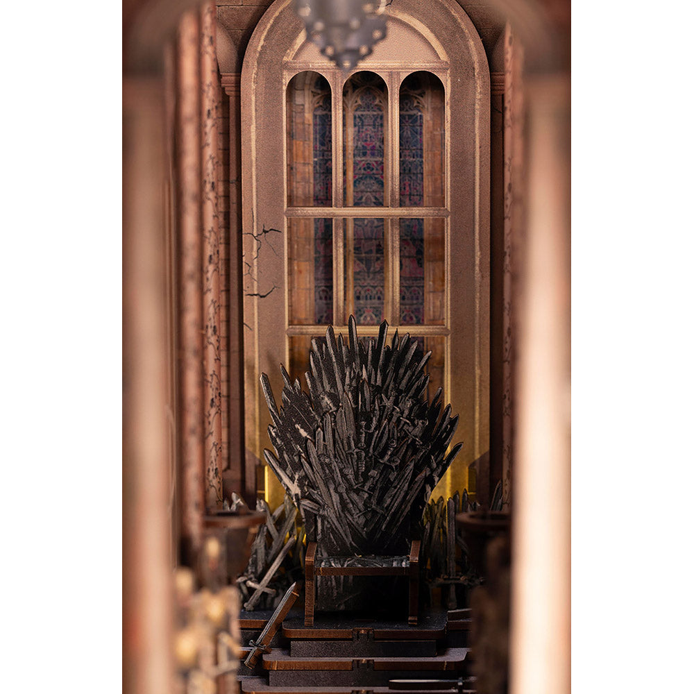REVELL TINY ADVENTURES BOOK NOOK HOUSE OF THE DRAGON - IRON THRONE