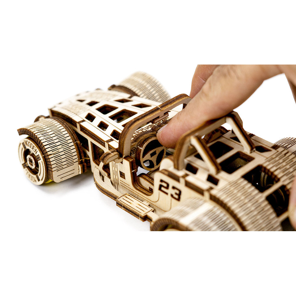 REVELL TINY ADVENTURES 1/32 ROADSTER WOODEN MODEL KIT