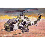 ITALERI 1/72 AH-1W SUPER COBRA