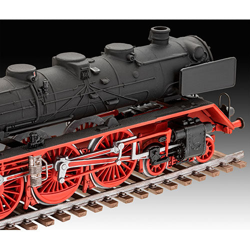 REVELL 1/87 EXPRESS LOCOMOTIVE BR03 AND TENDER