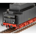 REVELL 1/87 EXPRESS LOCOMOTIVE BR 02 AND TENDER 2-2-T30