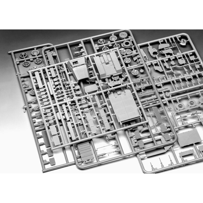 REVELL 1/72 SWS WITH FLAK43 AND SD.AH58 AMMO TRAILER