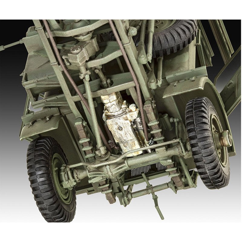 REVELL 1/35 BM-13-16 ON W.O.T. 8 CHASSIS