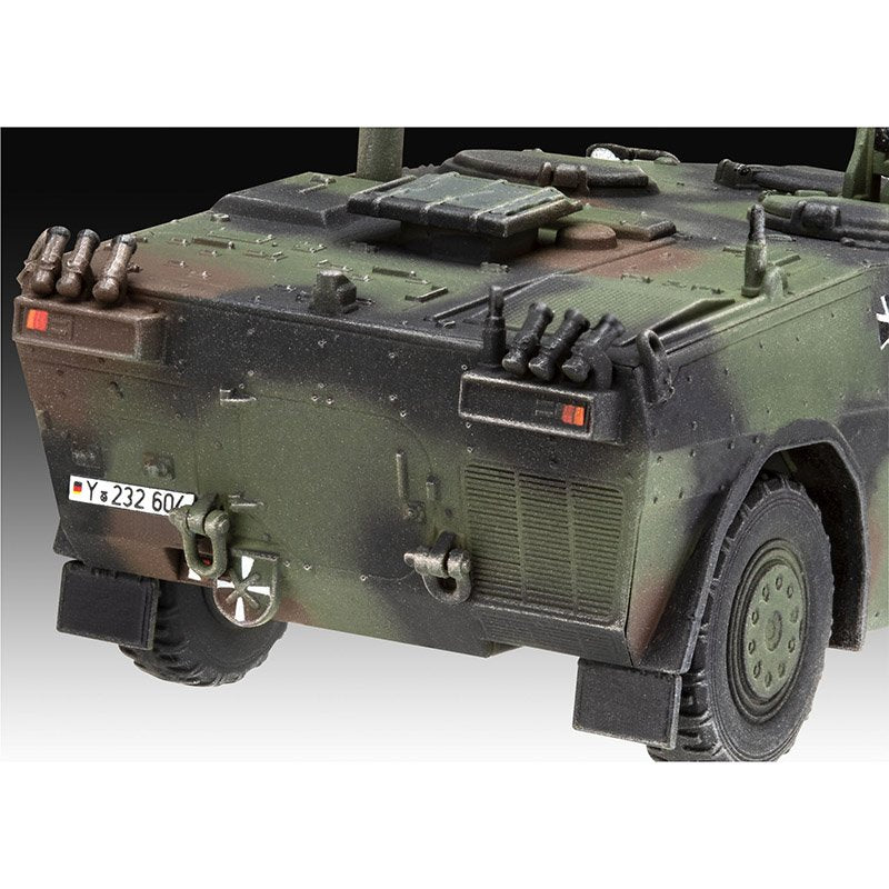 REVELL 1/72 SPAHWAGEN FENNEK