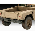 REVELL 1/35 HMMWV M109 7A2