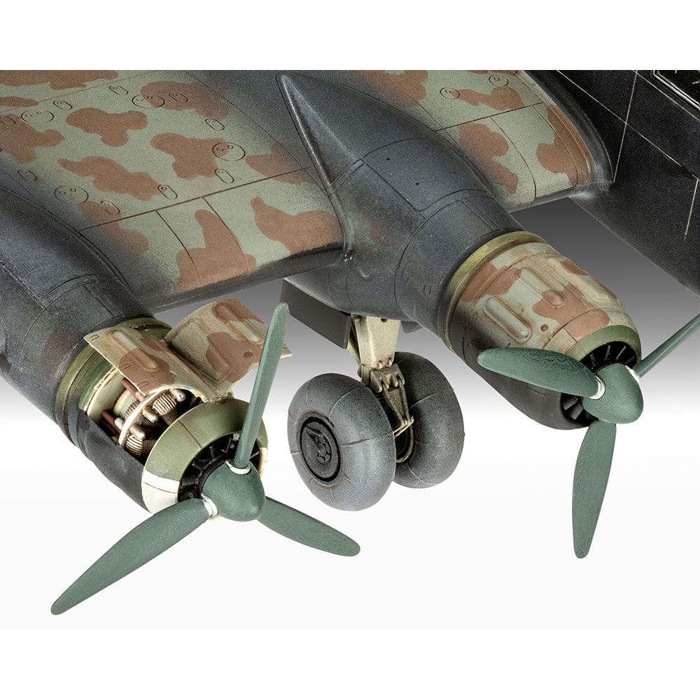 REVELL 1/72 JUNKERS JU290A-5 "SEEADLER"