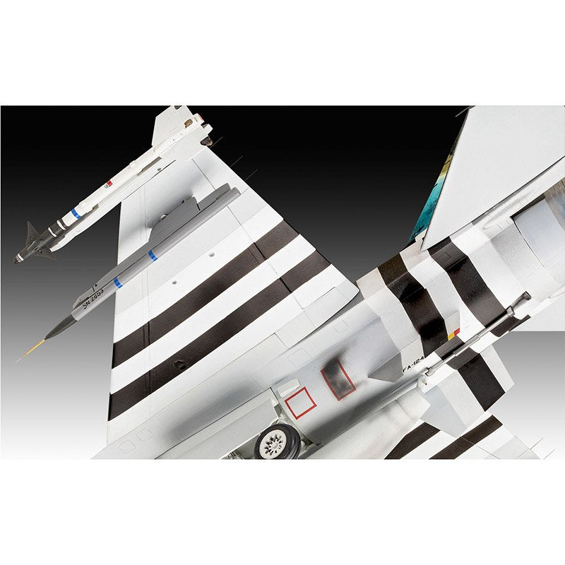 REVELL 1/32 F-16 FALCON 50TH ANNIVERSARY
