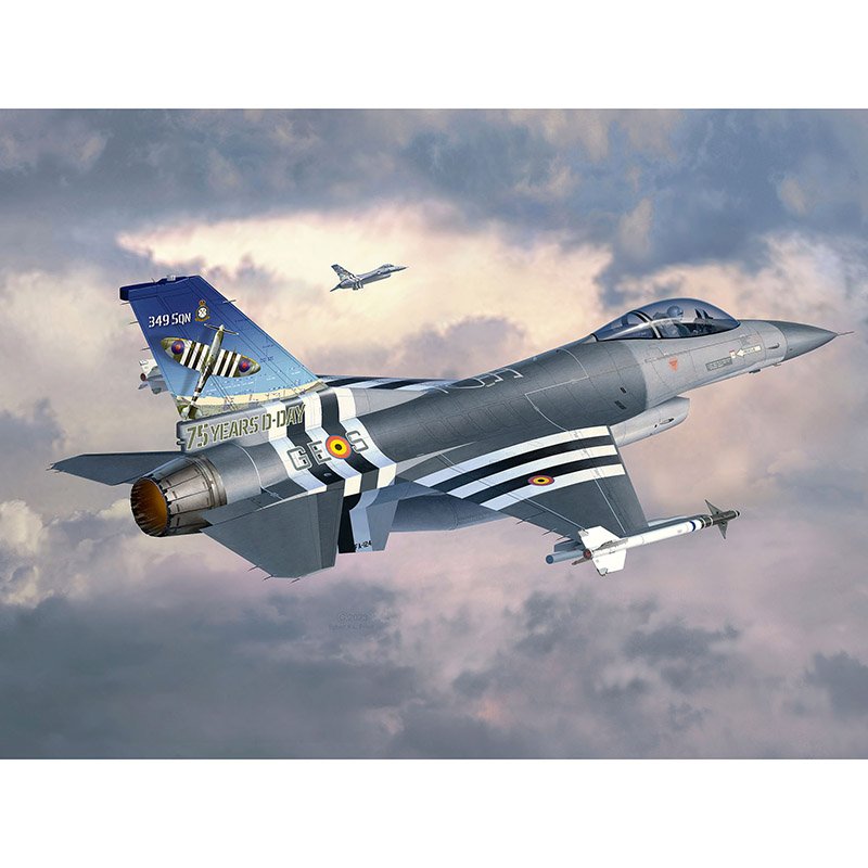 REVELL 1/32 F-16 FALCON 50TH ANNIVERSARY