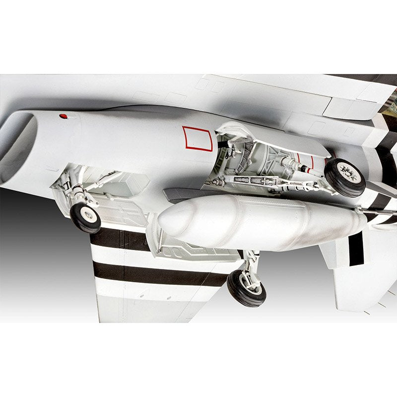 REVELL 1/32 F-16 FALCON 50TH ANNIVERSARY