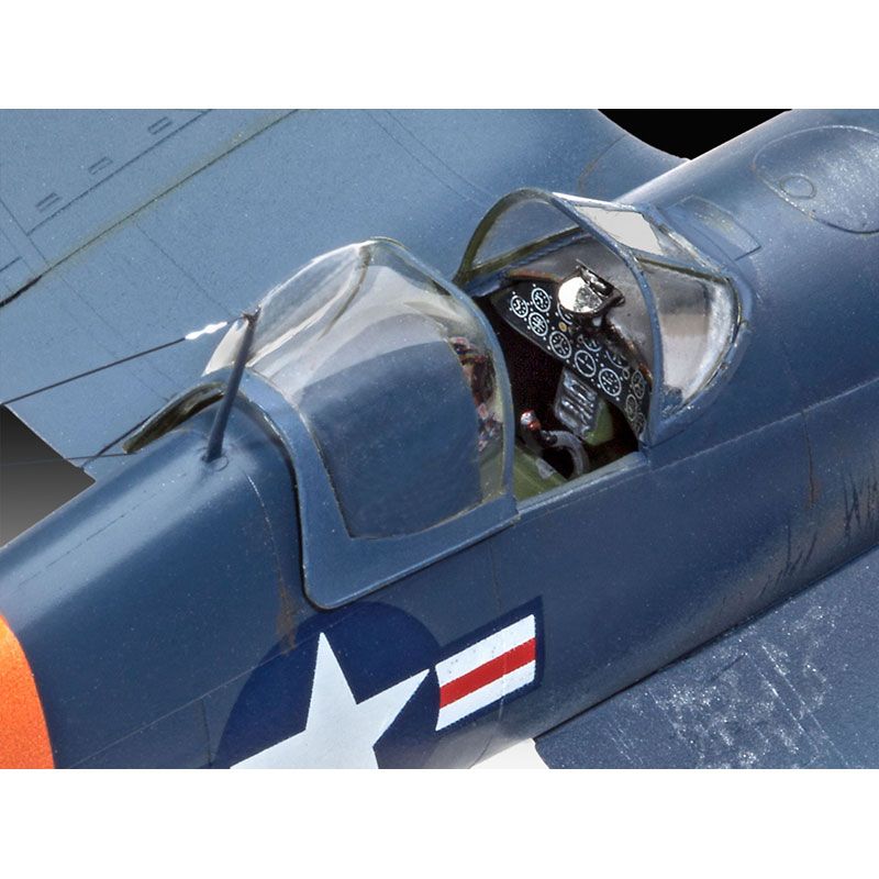 REVELL 1/72 F4U-4 CORSAIR