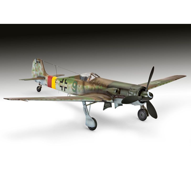 REVELL 1/72 FOCKE WULF TA 152H