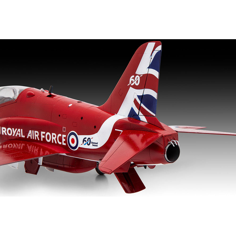 REVELL 1/32 BAE SYSTEMS HAWK T.1A RED ARROWS