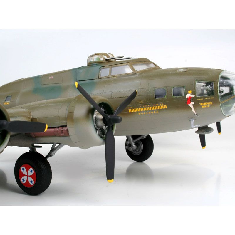 REVELL 1/48 B-17F MEMPHIS BELL