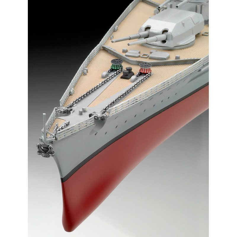 REVELL 1/350 BATTLESHIP BISMARCK