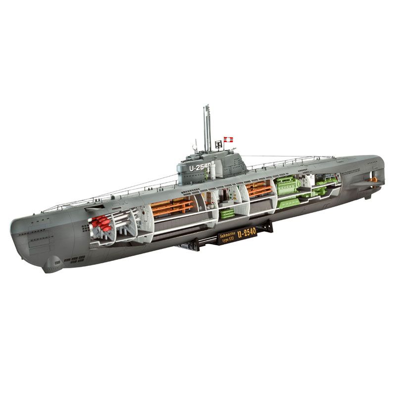 REVELL 1/144 GERMAN SUBMARINE U-BOOT TYPE XXI WITH INTERIOR