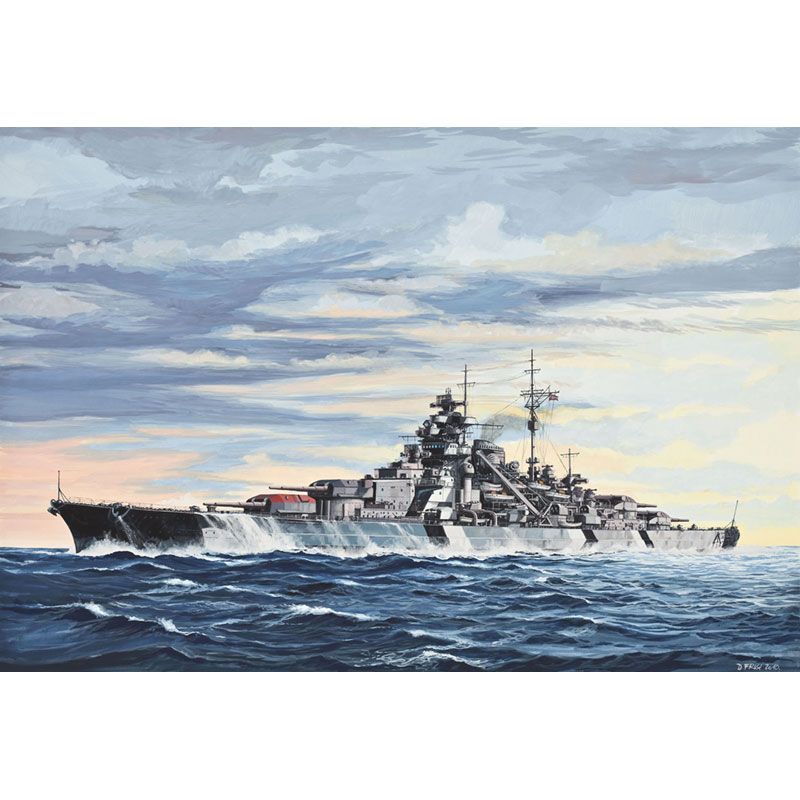 REVELL 1/700 BATTLESHIP BISMARCK
