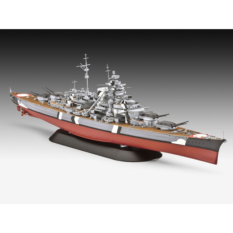 REVELL 1/700 BATTLESHIP BISMARCK