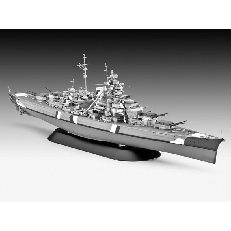 REVELL 1/700 BATTLESHIP BISMARCK