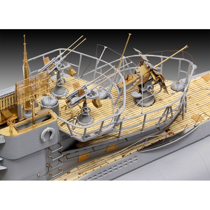 REVELL 1/72 GERMAN SUBMARINE TYPE VII C/41