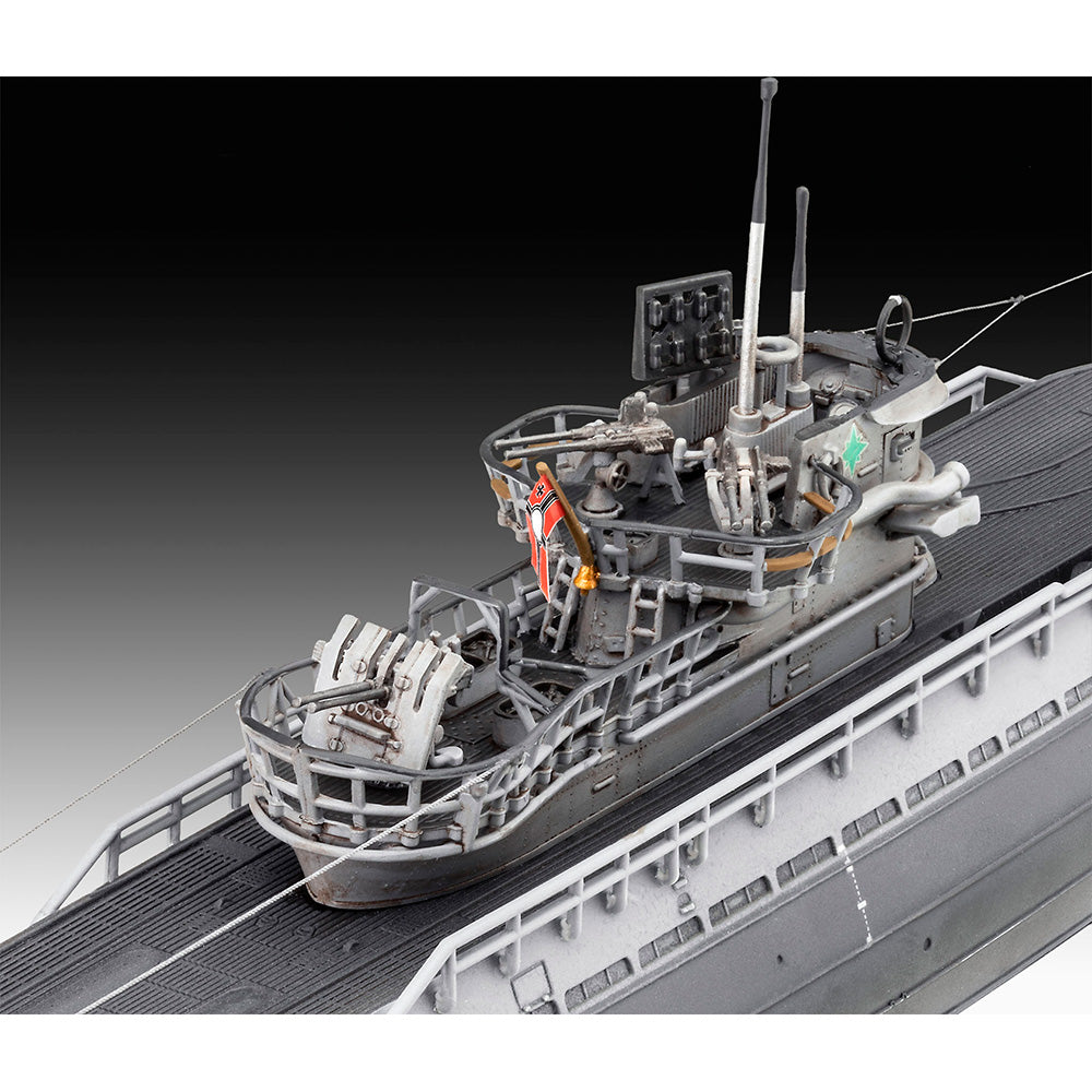 REVELL 1/144 GERMAN SUBMARINE TYPE IX C/40 U190