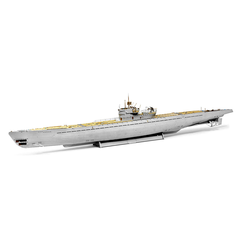 REVELL 1/72 GERMAN SUBMARINE TYPE IX C U505 - PLATINUM EDITION