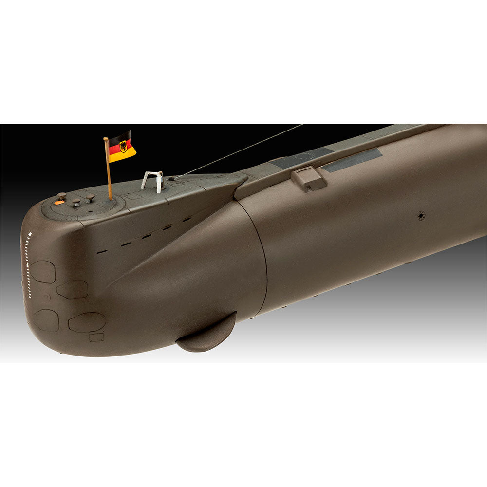 REVELL 1/144 70 YEARS BUNDESWEHR - WILHELM BAUER TYPE 206A CLASS2