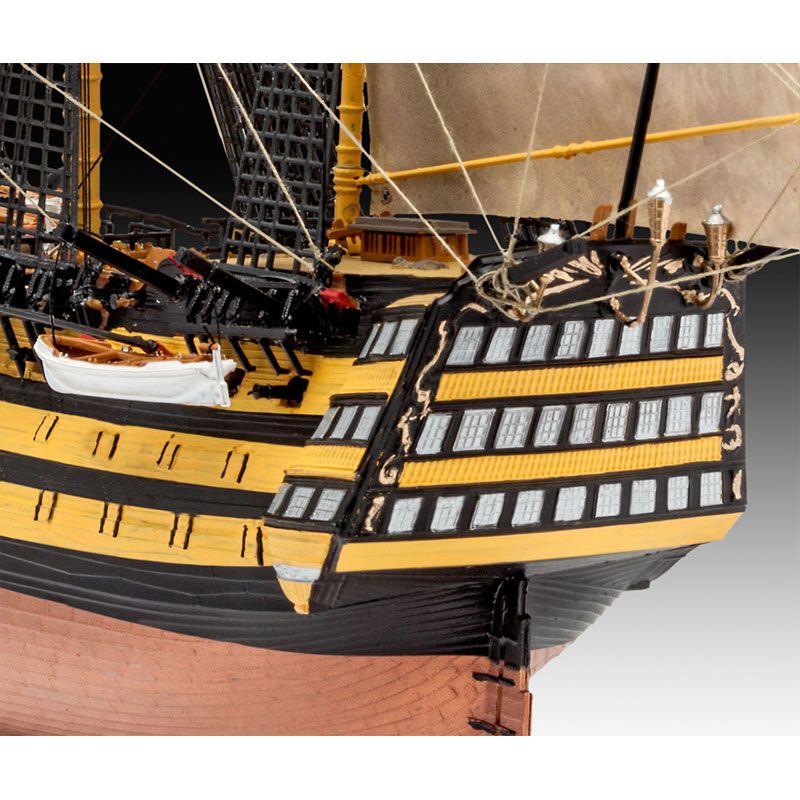 REVELL 1/225 HMS VICTORY