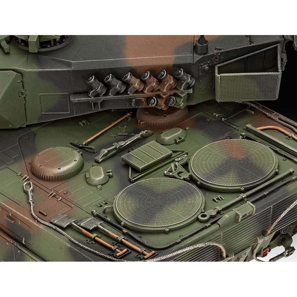REVELL 1/35 70 YEARS BUNDESWEHR - LEOPARD 2A6MA2 EXCLUSIVE EDITION