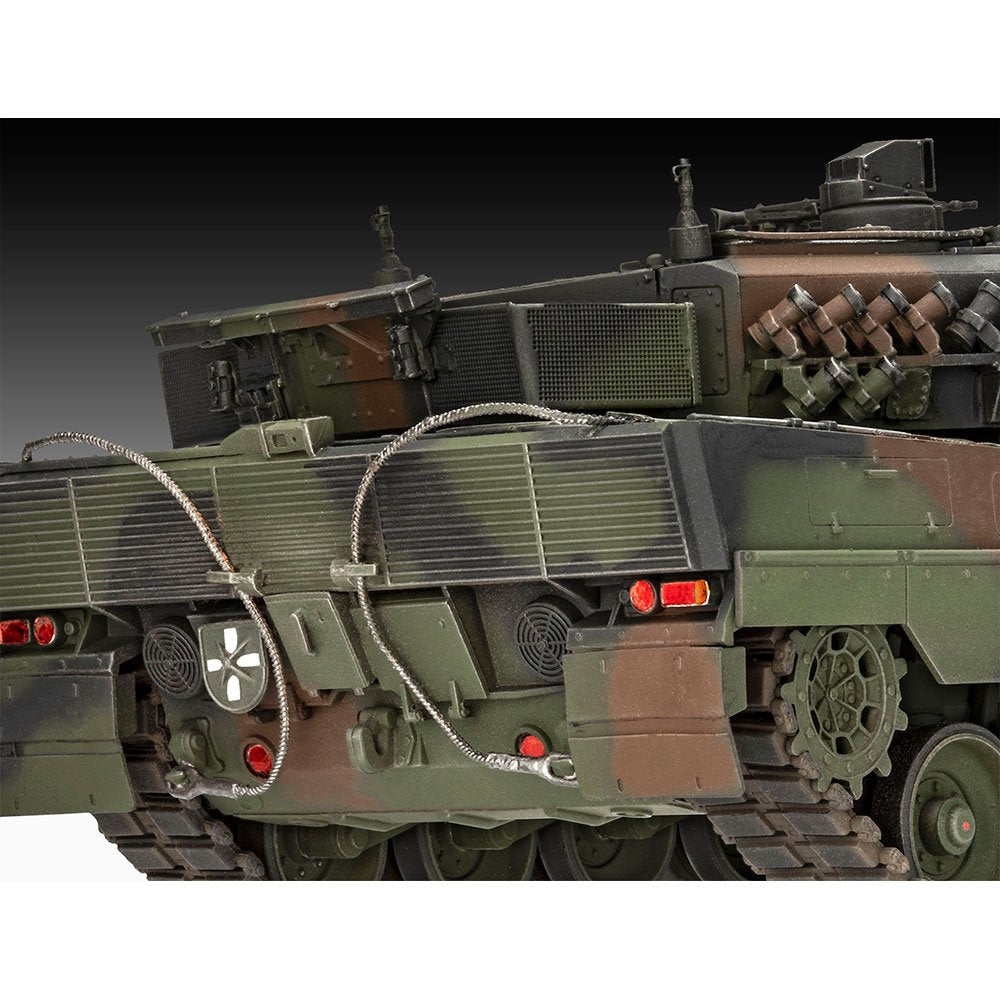 REVELL 1/35 70 YEARS BUNDESWEHR - LEOPARD 2A6MA2 EXCLUSIVE EDITION