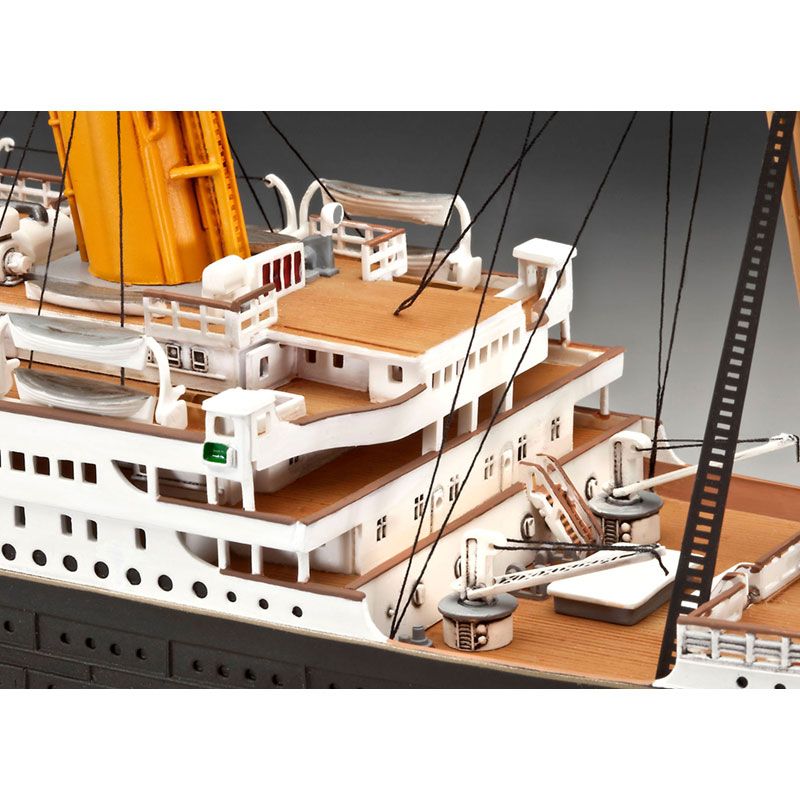 REVELL 1/400 GIFT SET 100 YEARS TITANIC