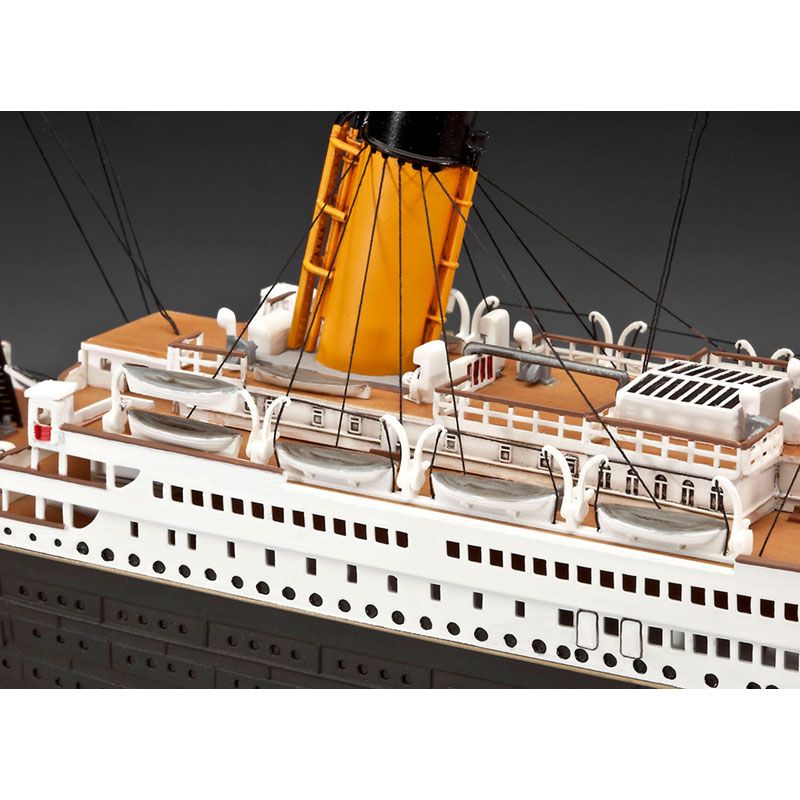 REVELL 1/400 GIFT SET 100 YEARS TITANIC