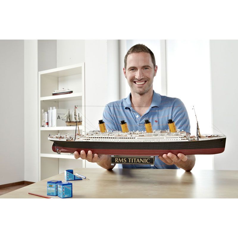 REVELL 1/400 GIFT SET 100 YEARS TITANIC