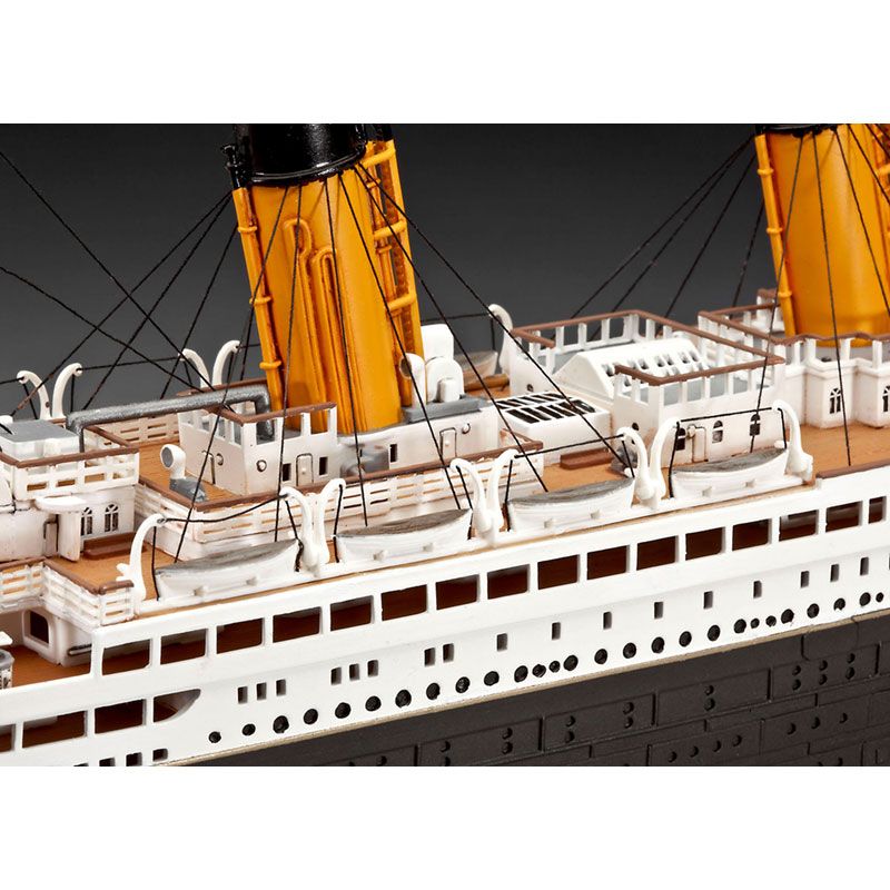 REVELL 1/400 GIFT SET 100 YEARS TITANIC