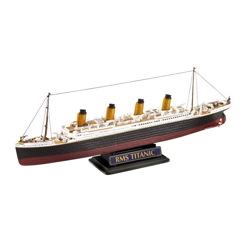REVELL 1/700 GIFT SET RMS TITANIC TWIN SET