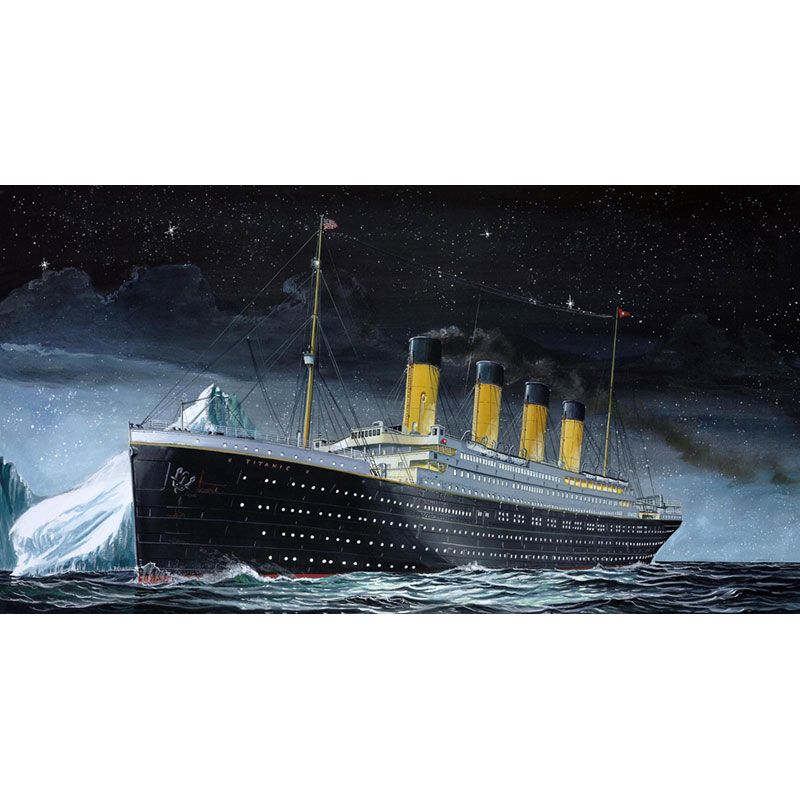 REVELL 1/1200 RMS TITANIC