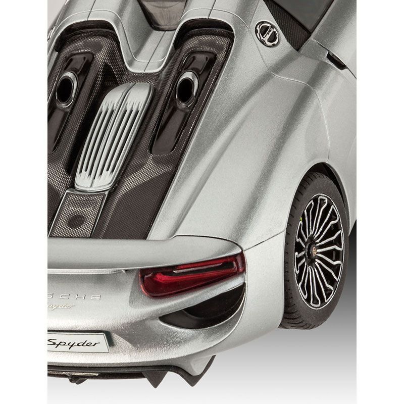 REVELL 1/24 PORSCHE 918 SPYDER
