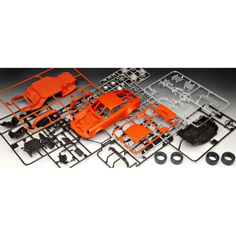 REVELL 1/24 PORSCHE 934 RSR JAGERMEISTER
