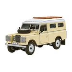 REVELL 1/24 LAND ROVER SERIES III LWB COMMERCIAL