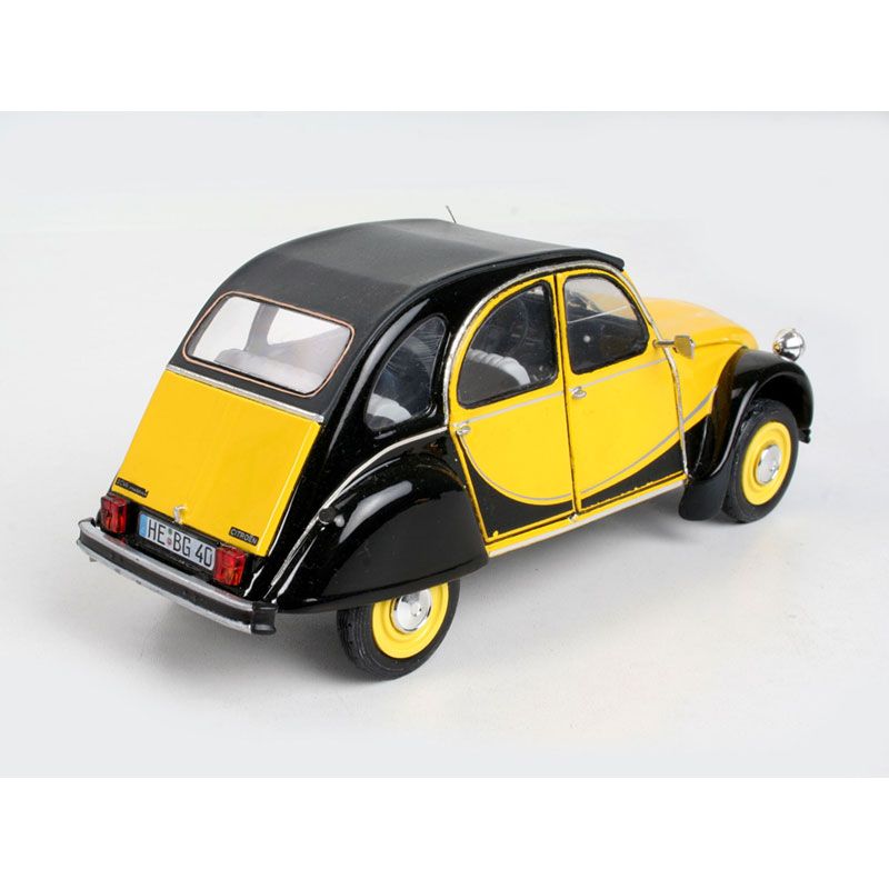REVELL 1/24 CITROEN 2CV CHARLESTON