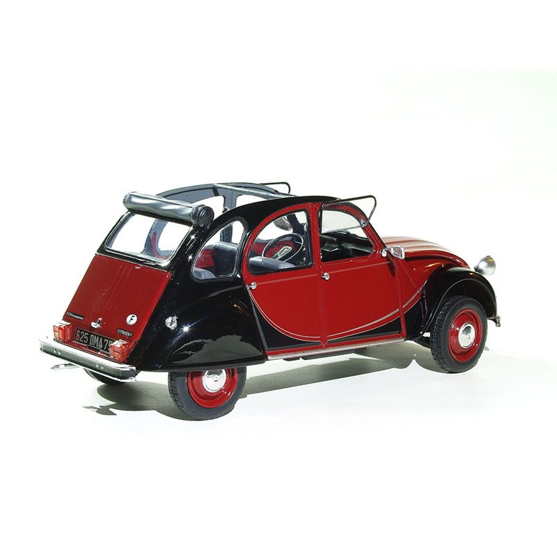 REVELL 1/24 CITROEN 2CV CHARLESTON