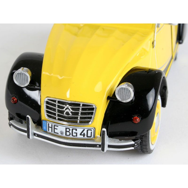 REVELL 1/24 CITROEN 2CV CHARLESTON