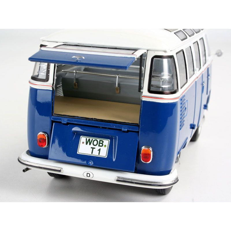REVELL 1/24 VOLKSWAGEN T1 SAMBA BUS