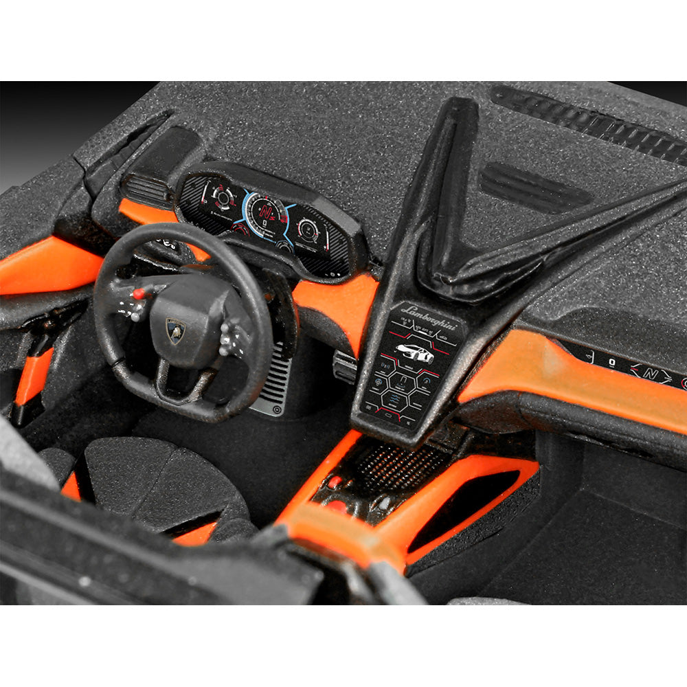 REVELL 1/24 LAMBORGHINI REVUELTO