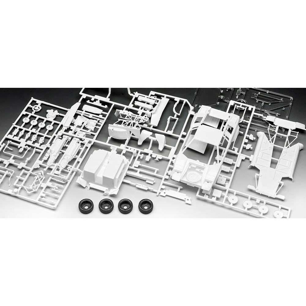REVELL 1/24 LAMBORGHINI COUNTACH LP500S