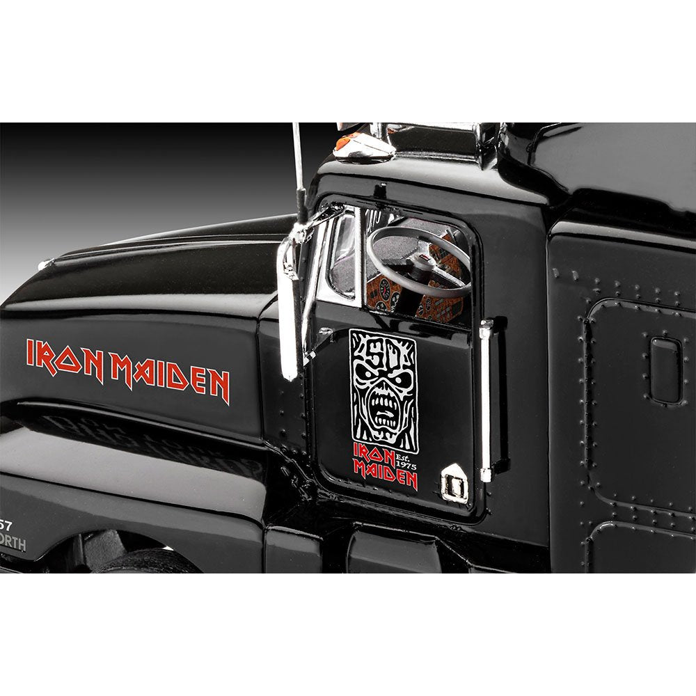 REVELL 1/32 TOUR TRUCK IRON MAIDEN