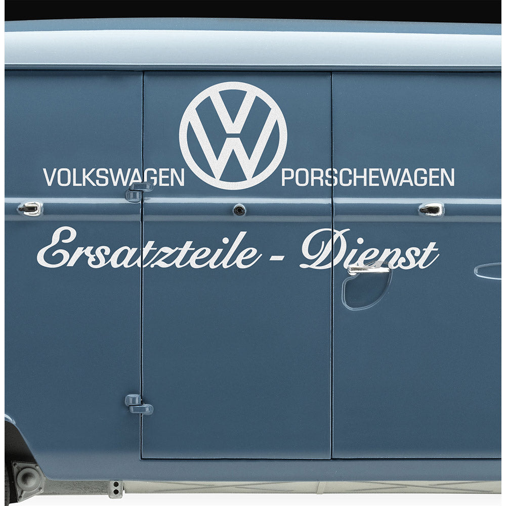 REVELL 1/16 VW T1 KASTENWAGEN/PANEL VAN - 75 YEARS OF THE VW T1