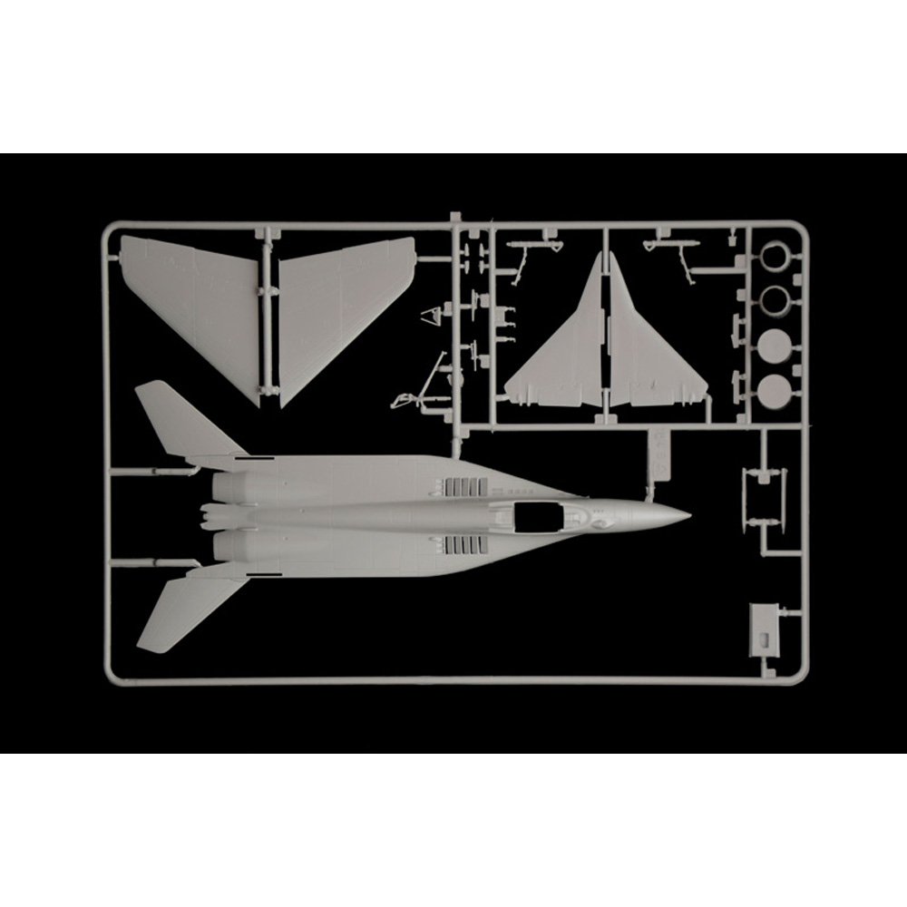 ITALERI 1/72  MIG-29A "FULCRUM"