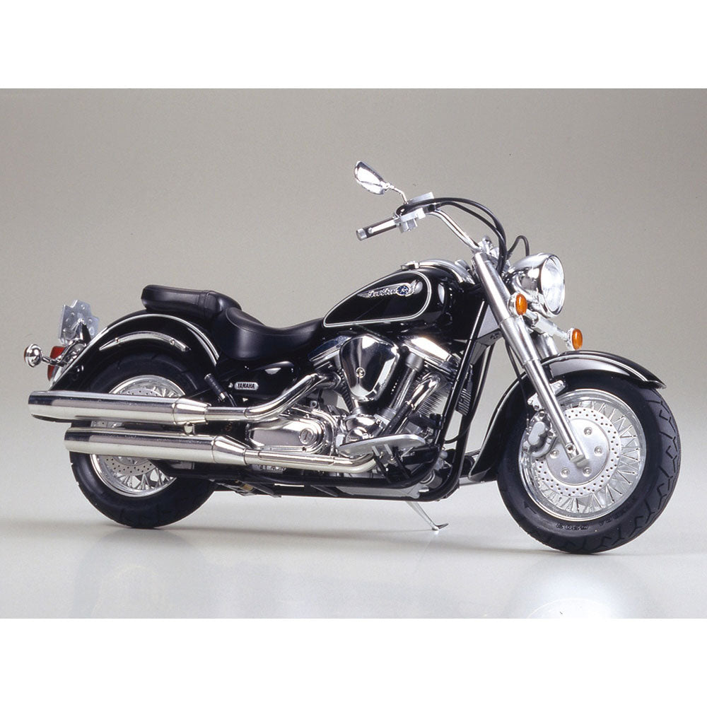 TAMIYA 1/12 YAMAHA XV1600 ROAD STAR