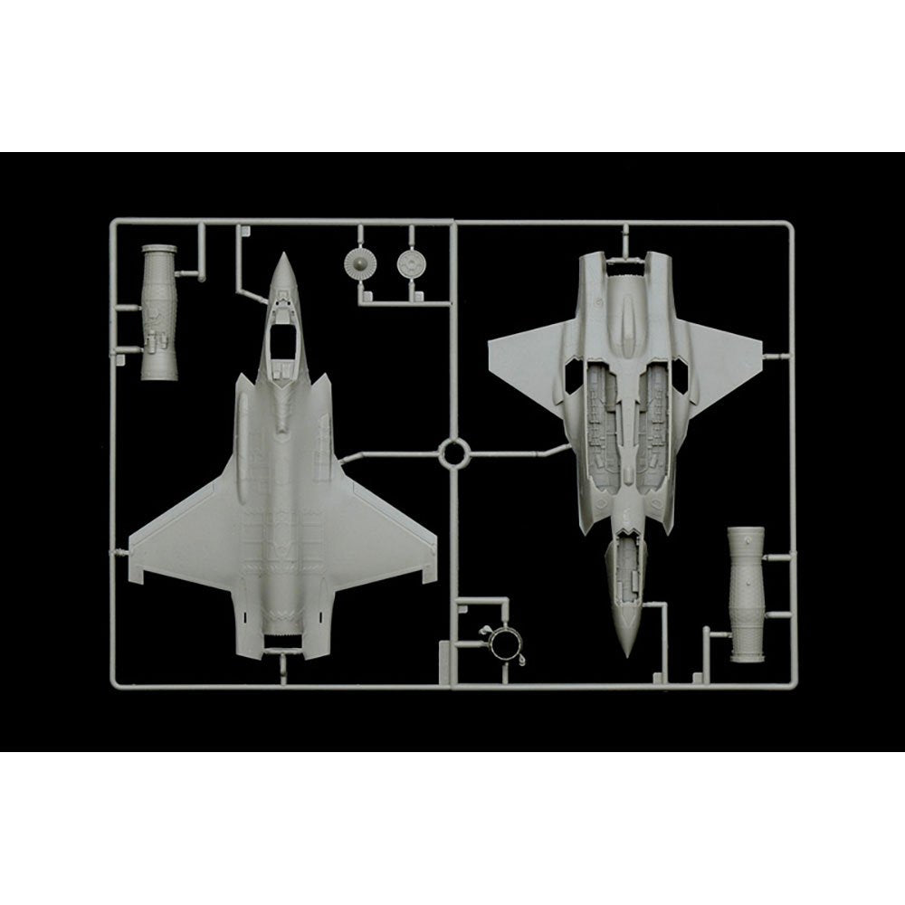 ITALERI 1/72 F-35A LIGHTNING II WITH AUS. DECALS